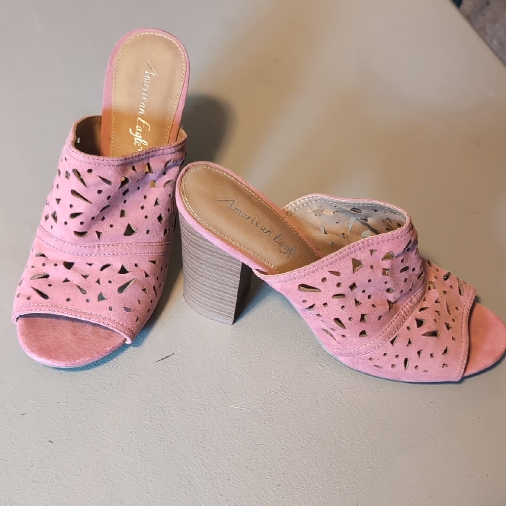 American Eagle Outfitters Pink Laser-Cut Mules